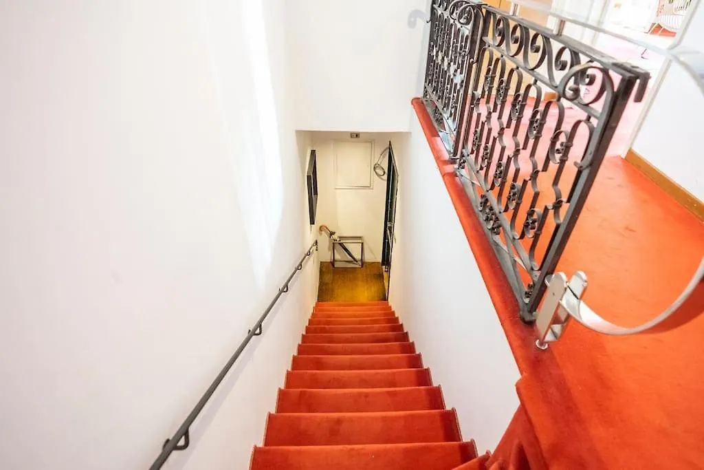Ponte Vecchio'S Penthouse Apartment Florence Italy