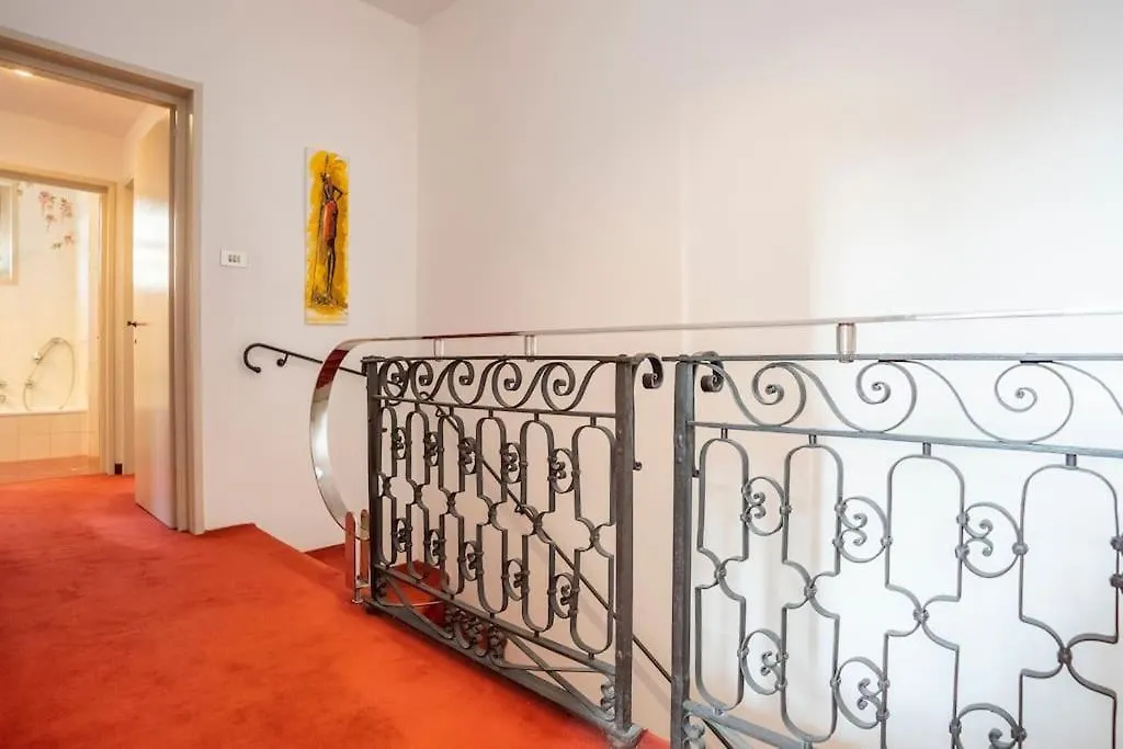 Ponte Vecchio'S Penthouse Apartment Florence